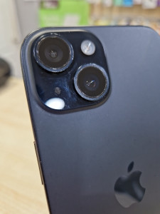 Мобільний телефон iPhone 15 128GB