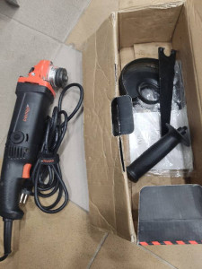 Болгарка Dnipro-M GL125S