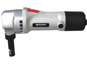 Электроножницы по металлу Forte NB616