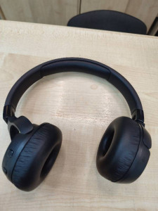 Bluetooth гарнітура JBL Tune 670NC