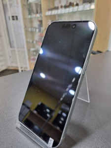 Мобильный телефон iPhone 15 256GB