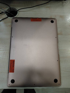 Ноутбук Apple MacBook Air 13" M1/8/256GB 2020