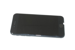 Мобільний телефон iPhone SE 2020 64GB