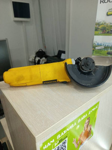 Болгарка DeWalt DWE4115-KS