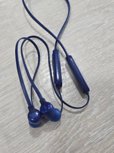 Bluetooth гарнитура JBL TUNE110BT