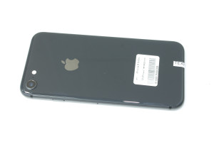 Мобільний телефон iPhone 8 64Gb