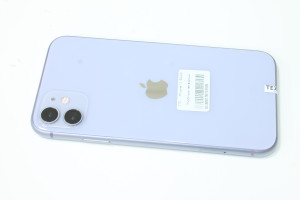 Мобільний телефон iPhone 11 64GB