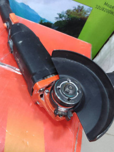 Болгарка Dnipro M GL-125S