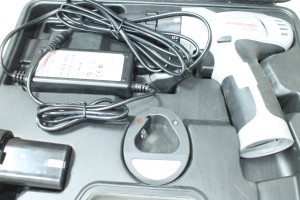 Шуруповерт акумуляторний Интерскол ДА-10 / 10,8ЕР