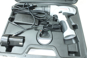 Шуруповерт аккумуляторный Интерскол ДА-10/10,8ЭР