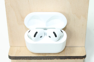 Bluetooth гарнитура Apple AirPods 4 ANC A3059 (A3055,A3056)