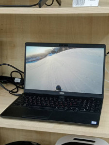 Ноутбук DELL Latitude 5500