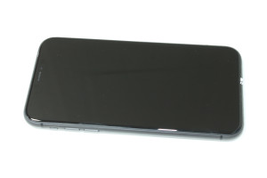 Мобільний телефон iPhone 11 64GB