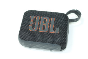 Портативна акустика JBL GO4