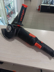 Болгарка Dnipro-M GL-145S