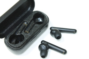 Bluetooth гарнитура TWS