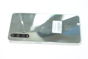 Мобильный телефон Honor 20 6/128Gb (YAL-L21)