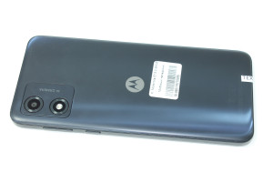 Мобильный телефон Motorola E13 2/64GB