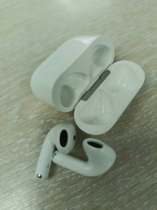Bluetooth гарнітура Apple AirPods 4 (A3053, A3050, A3054)