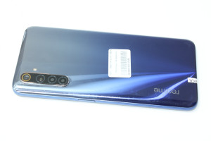 Мобільний телефон Realme 6 4 / 128GB