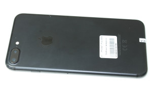 Мобильный телефон iPhone 7 Plus 32Gb