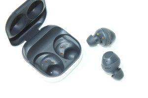 Bluetooth гарнітура Samsung Galaxy Buds FE (SM-R400N)