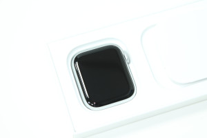 Смарт часы Apple Watch SE 44mm