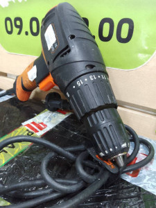 Шуруповерт Dnipro-M МДШ-600