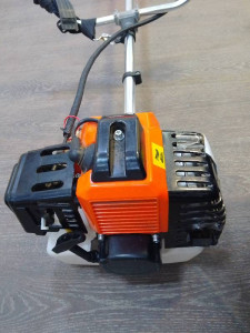 Мотокоса Світязь БТ-430