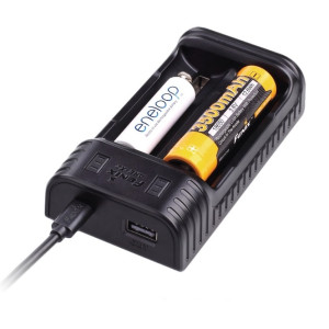 Зарядное устройство BATTERY CHARGER 104404