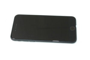 Мобільний телефон iPhone SE 2020 64GB