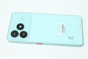 Мобільний телефон ZTE Blade A36 2/64GB