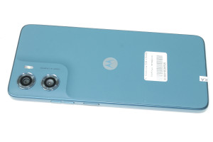 Мобильный телефон Motorola G06 4/64GB