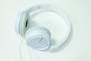 Навушники Sony MDR-ZX110AP