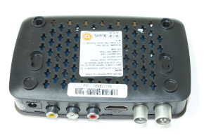 ТВ тюнер Romsat TR-9110HD