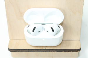 Bluetooth гарнитура Apple AirPods 4 ANC A3059 (A3055,A3056)