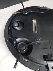 Робот-пилосос VACUUM CLEANER