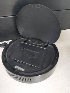 Робот-пилосос VACUUM CLEANER